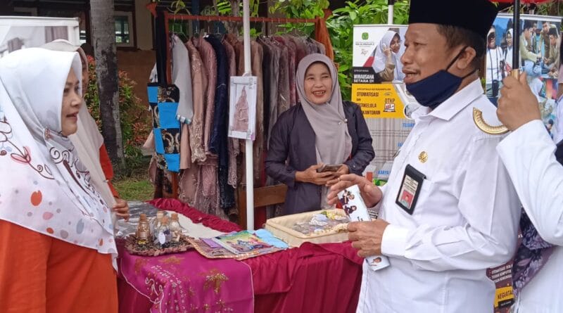 MALHIKDUA TAMPIL PADA GELAR KARYA CARRER DAY MTS N 2 BREBES