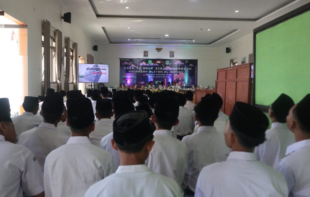 Sukses! Hari Pertama MATSAMA MA Al Hikmah 2 diwarnai antusiasme