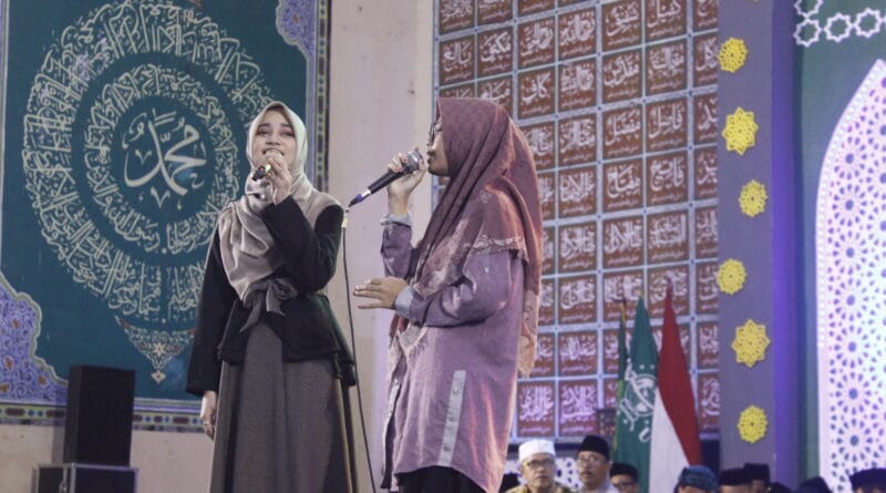 VEVE ZULFIKAR HIBUR SANTRI AL HIKMAH 2